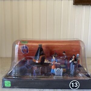 Lemax ZELDA'S BLACK HAT PIZZERIA #54440 New Sealed Witch Accessory Halloween